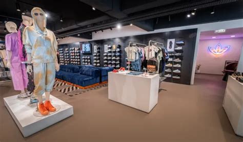 adidas originals outlet india